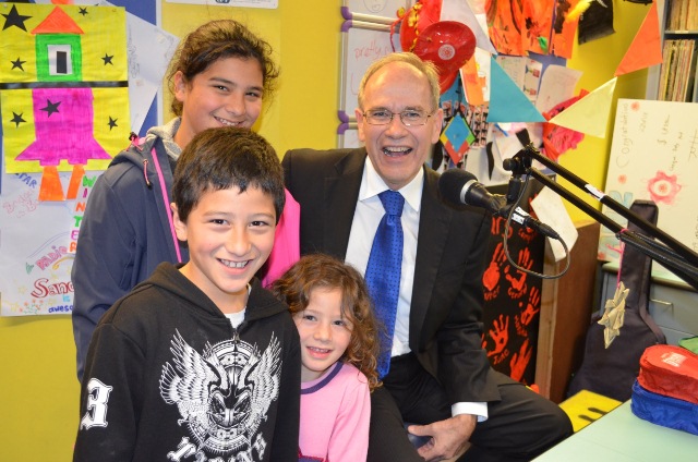 HANGING WITH THE KIDS:  Auckland Mayor Len Brown hangs out in the studio with siblings Sinead Liddell-Anderson, 10, Liam, 7, and Jamie, 5, during a recent visit to Starship Hospital.  (this photo was supplied)