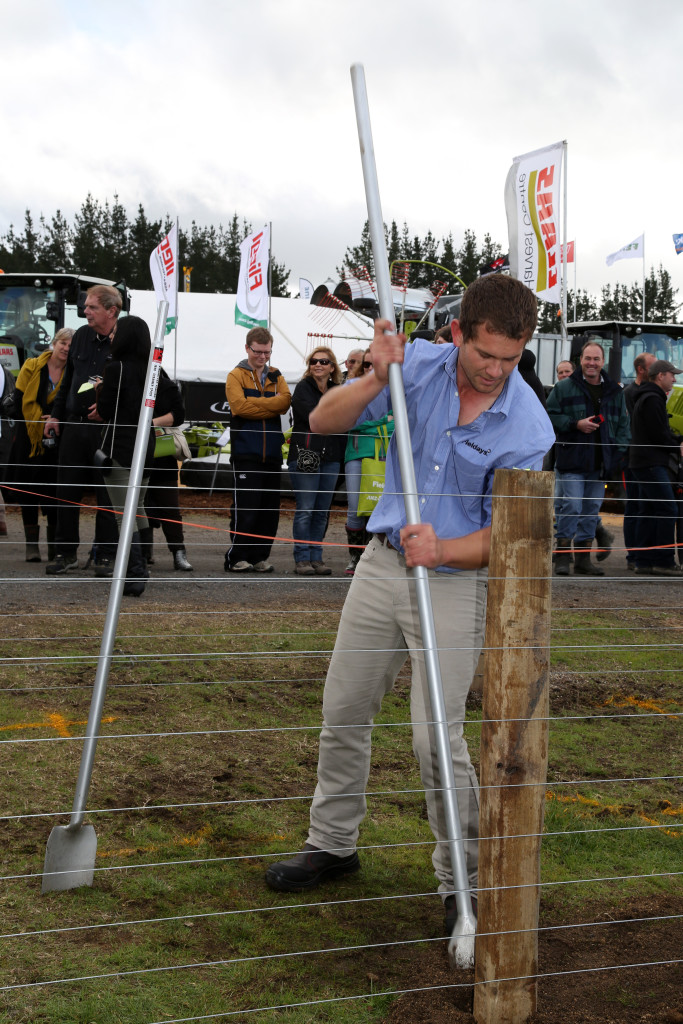 Bachelor Fraser Laird fencing. Photo: Naomi Johnston