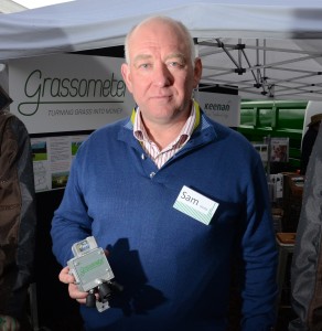 Dr Sam Hoste, commercial director of Grassometer, holds the Grassometer in his hands.