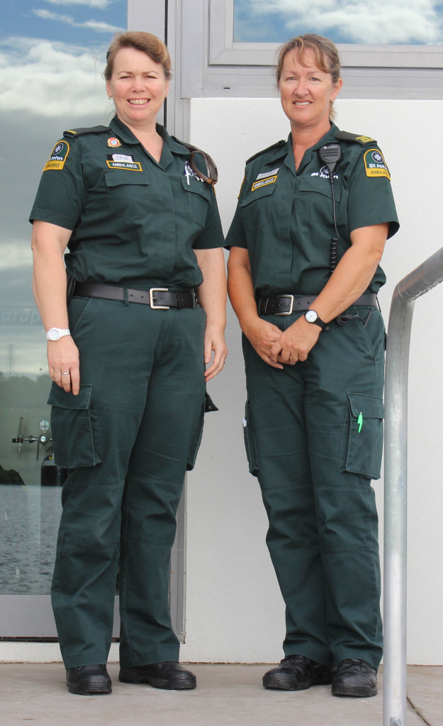 LOVELY LADIES: Jan Middlemiss and Tracey Hopkins are enjoying the good weather 