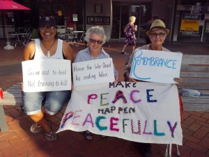 Make peace happen peacefully, Left to right: Mareti Kume, Patrica Waugh, Carril Karr. 